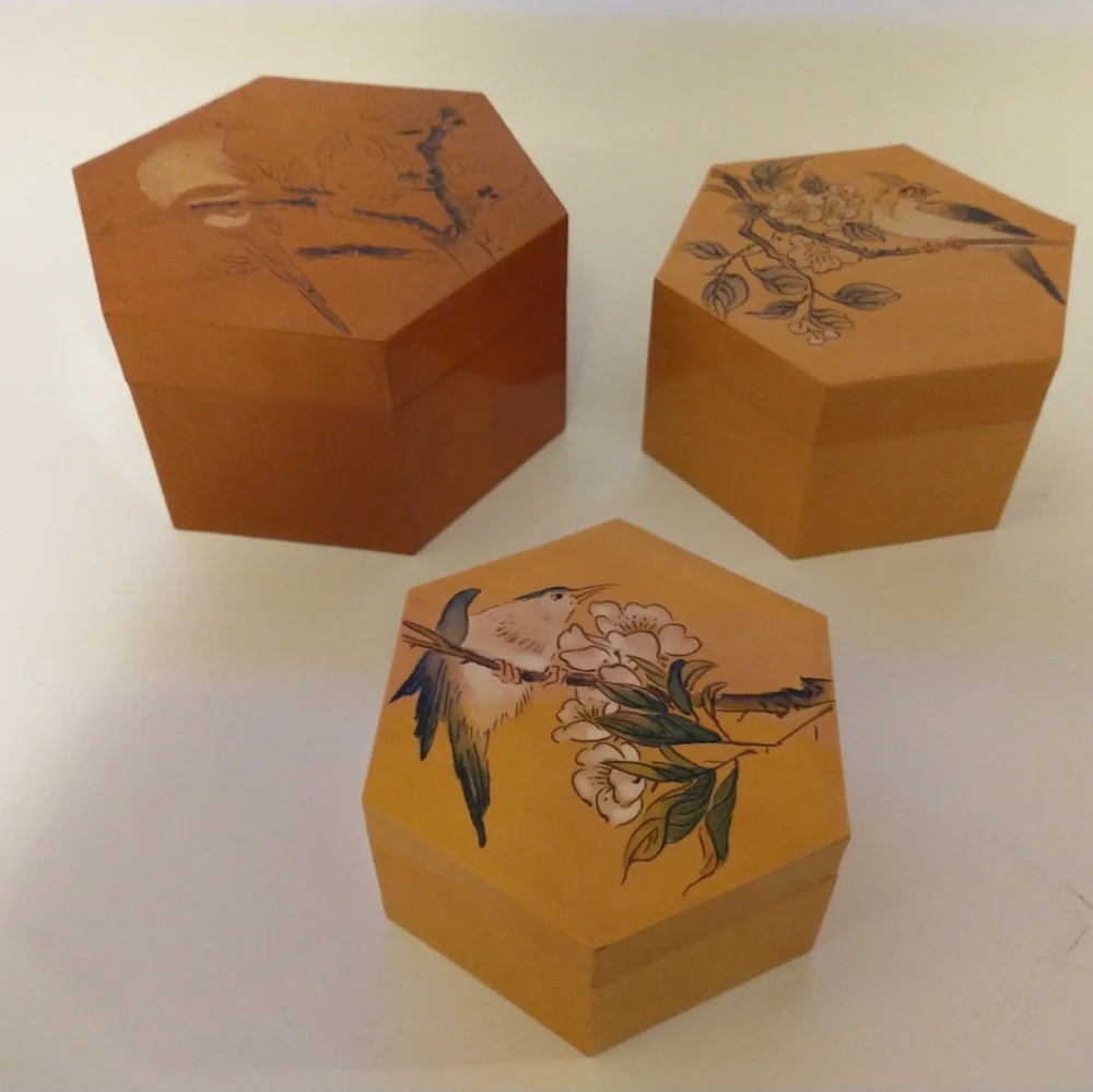 Vintage Chinese bamboo nesting hexagon boxes birds mid-century Asian Set Of 3